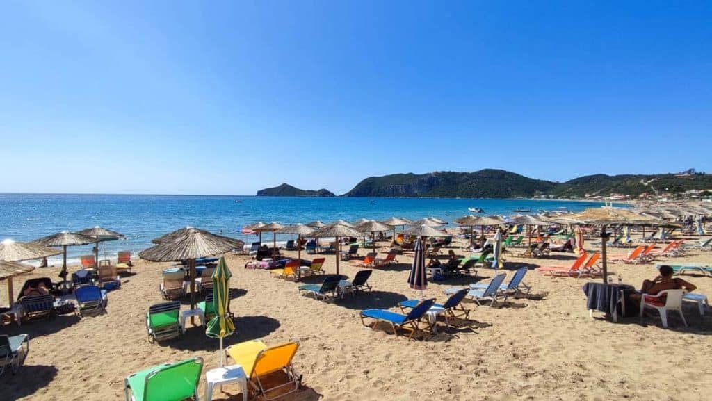  8 Pulau Pesta Terbaik di Yunani
