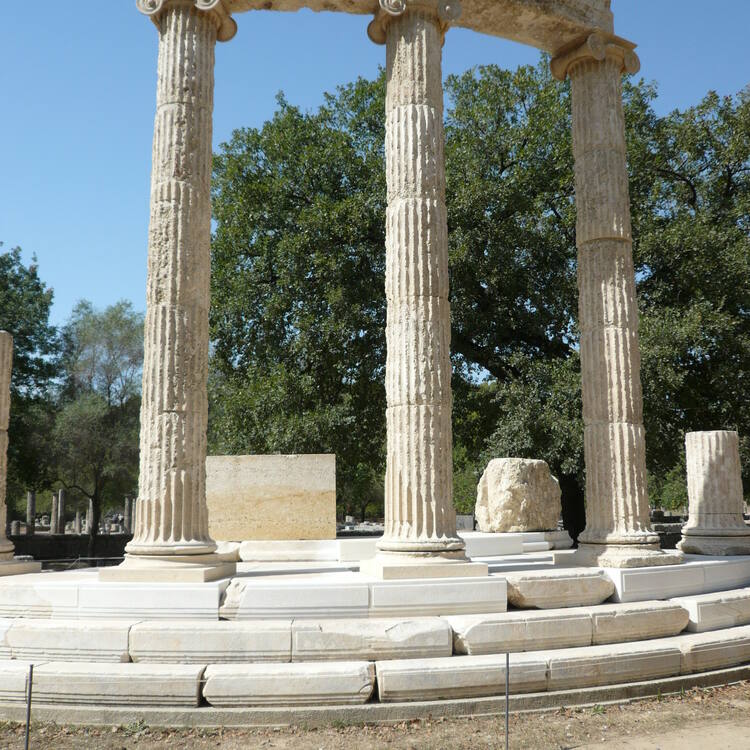  Situs Arkeologi Olympia Kuno