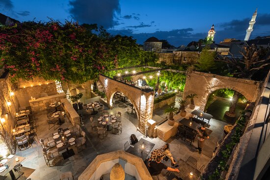  Baştirîn Restoranên li Bajarê Rhodes