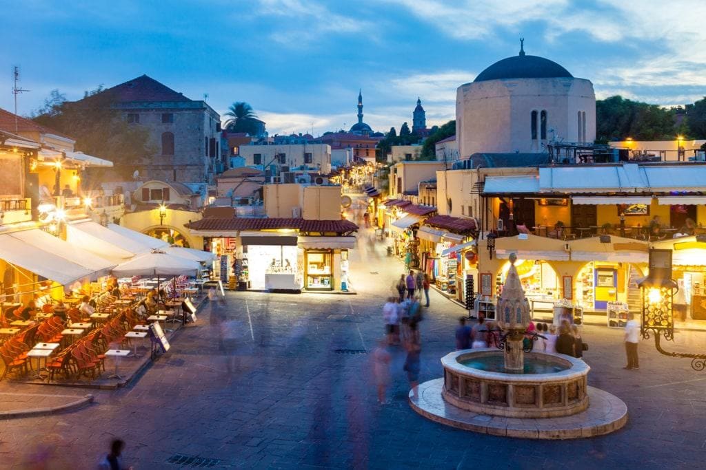  Kde se ubytovat na Rhodosu, Řecko - 2022 Průvodce